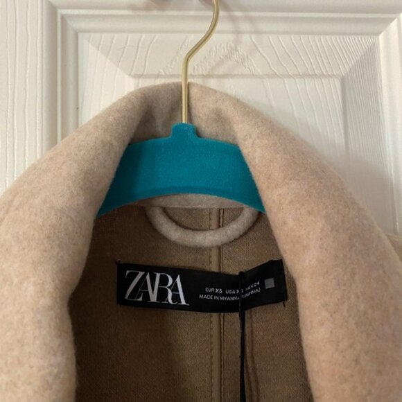 Zara Coat - Picture 3 of 4